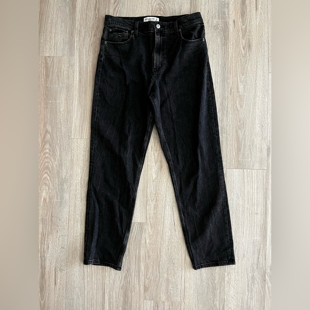 Abercrombie & Fitch Women’s The Mom High Rise Jean Black Wash - Size 6L - Picture 4 of 11